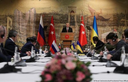 Туреччина вбачає зернову угоду першим кроком до мирних перемовин між Україною та Росією — Габер