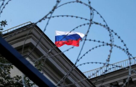 Для Росії треба влаштувати тотальну ізоляцію — політичний експерт