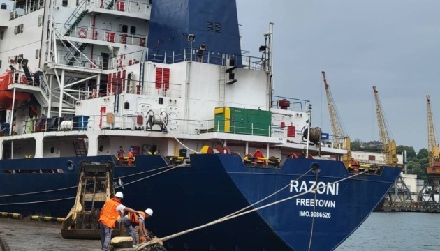 Судно Razoni з українським зерном у неділю підійшло до сирійського порту — Reuters 