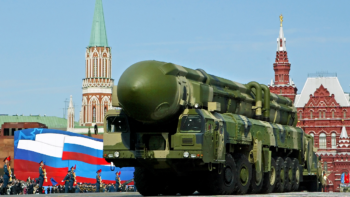 Шантажем ядерною зброєю Путін намагається вибити собі поступки — аналітик