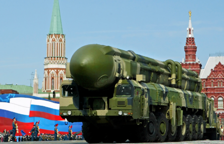 Шантажем ядерною зброєю Путін намагається вибити собі поступки — аналітик