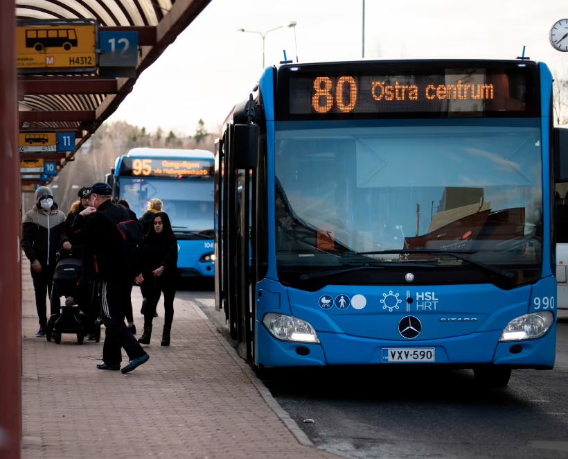 В столичном регионе Финляндии отменяют бесплатный проезд для украинцев — «больше нет оснований»