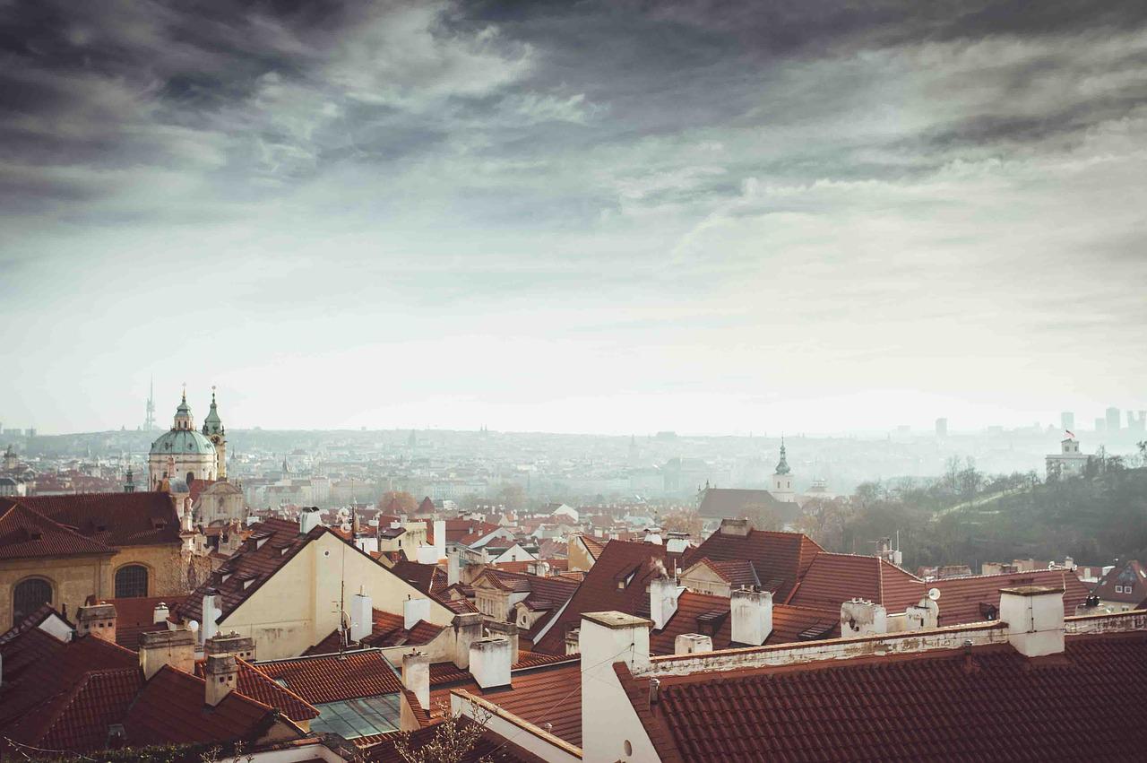 В Чехии только четверть украинских беженцев живет квартирах с достаточной площадью и собственным санузлом