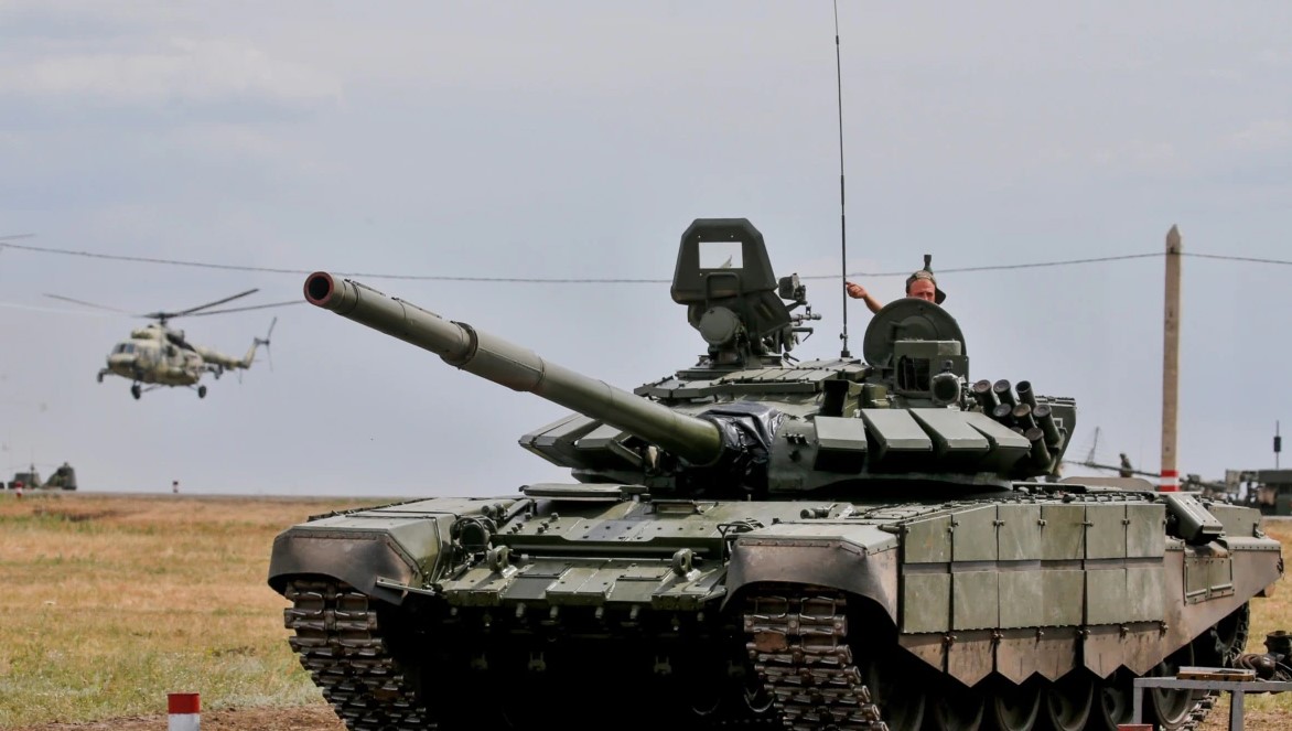 В окупованому Криму фіксують скупчення російської військової техніки
