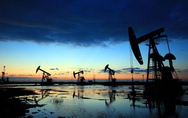 Поставки нафти з Росії впали до найнижчого рівня за весь 2022 рік — Bloomberg
