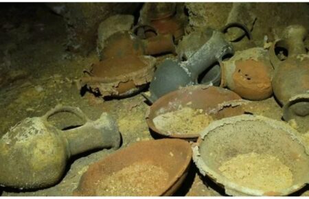 Археологи виявили надзвичайно рідкісну похоронну печеру епохи Рамсеса II