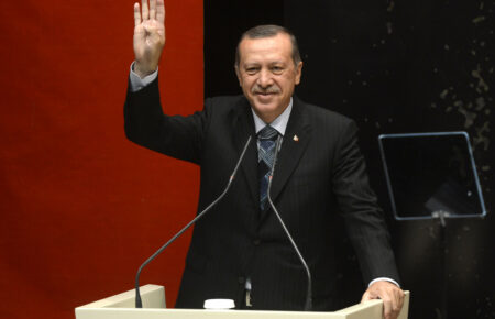 Політику Ердогана можна назвати «і нашим, і вашим», і туркам це подобається — Рейтерович
