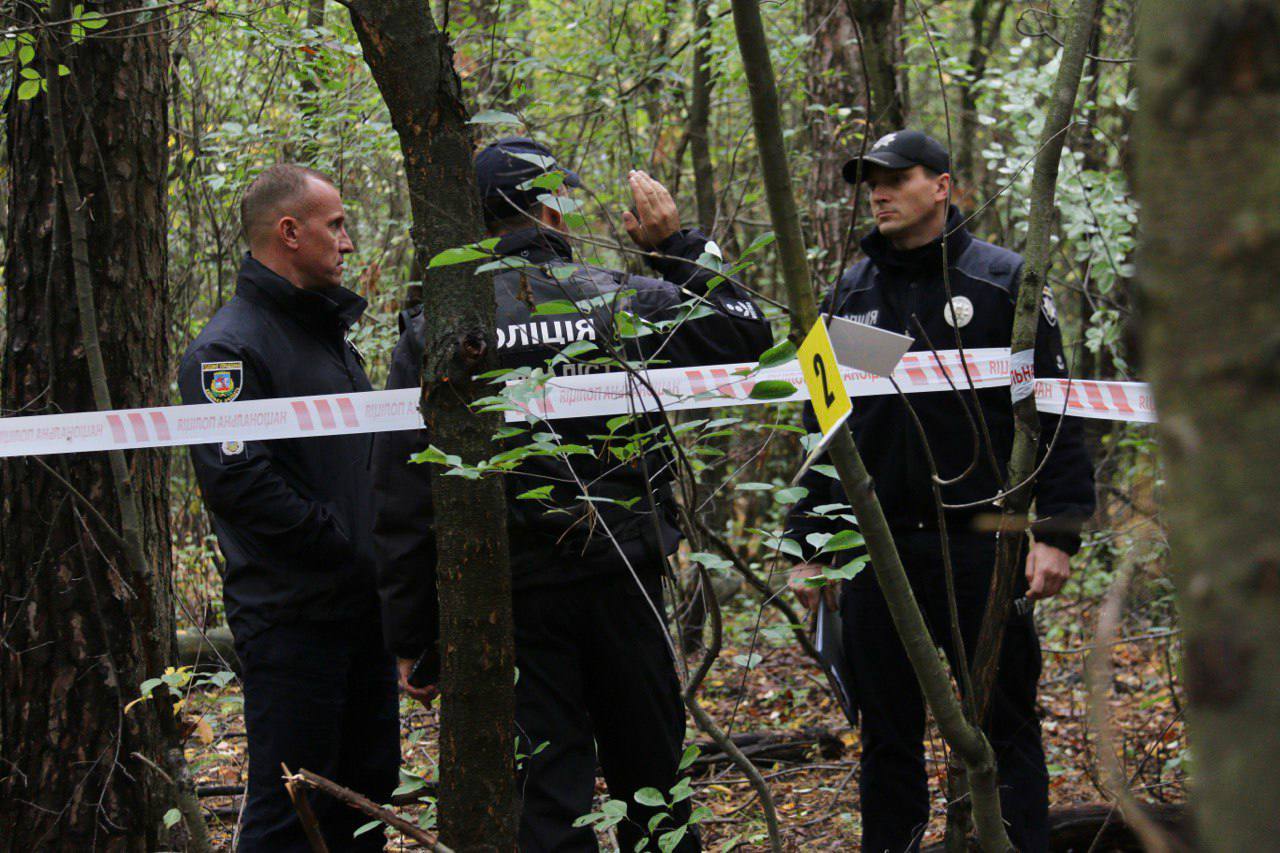 На деокупованій Київщині знайшли ще два тіла зі слідами катувань