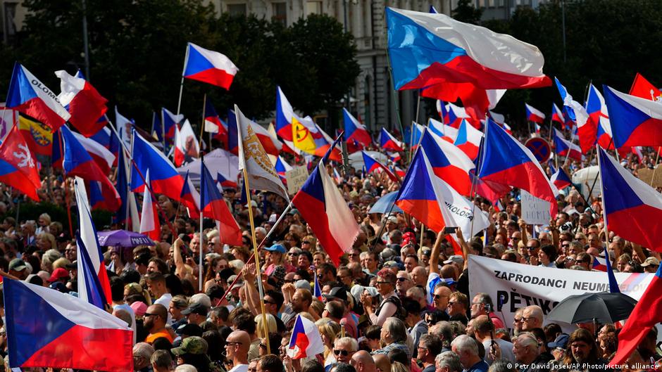 Чи можна називати мітинги у Чехії «проросійськими»?