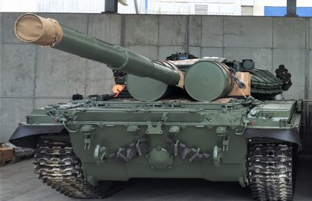 «Подарунок для Путіна»: у Чехії зібрали кошти на танк Т-72 для українських військових