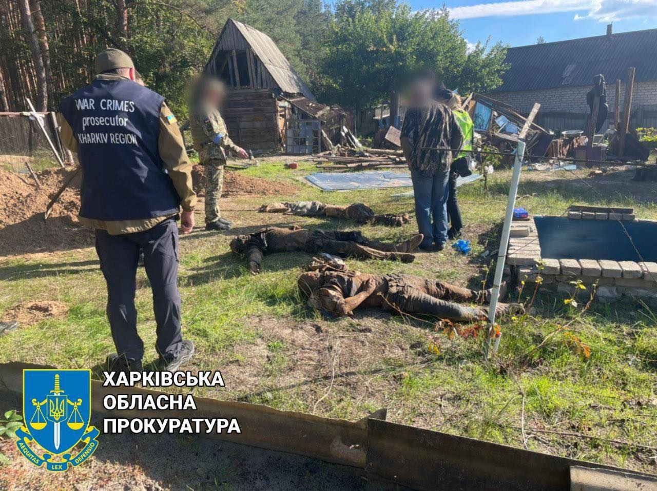На Харківщині знайшли тіла чотирьох мирних мешканців, яких окупанти розстріляли у погребі
