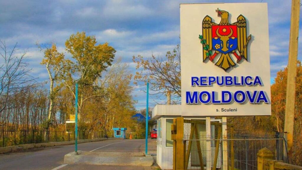 Після ранкового обстрілу по Україні на молдавсько-українському кордоні призупинили роботу 5 КПП