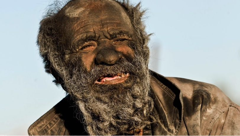 «Найбрудніший чоловік у світі» помер у віці 94 років за кілька місяців після першого вмивання