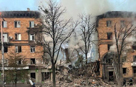 Російські окупанти завдали 7 ракетних ударів по Запоріжжю: обстріляли багатоповерхівки