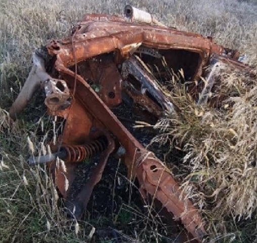 У полі на Харківщині знайшли підірвану машину з 5 загиблими