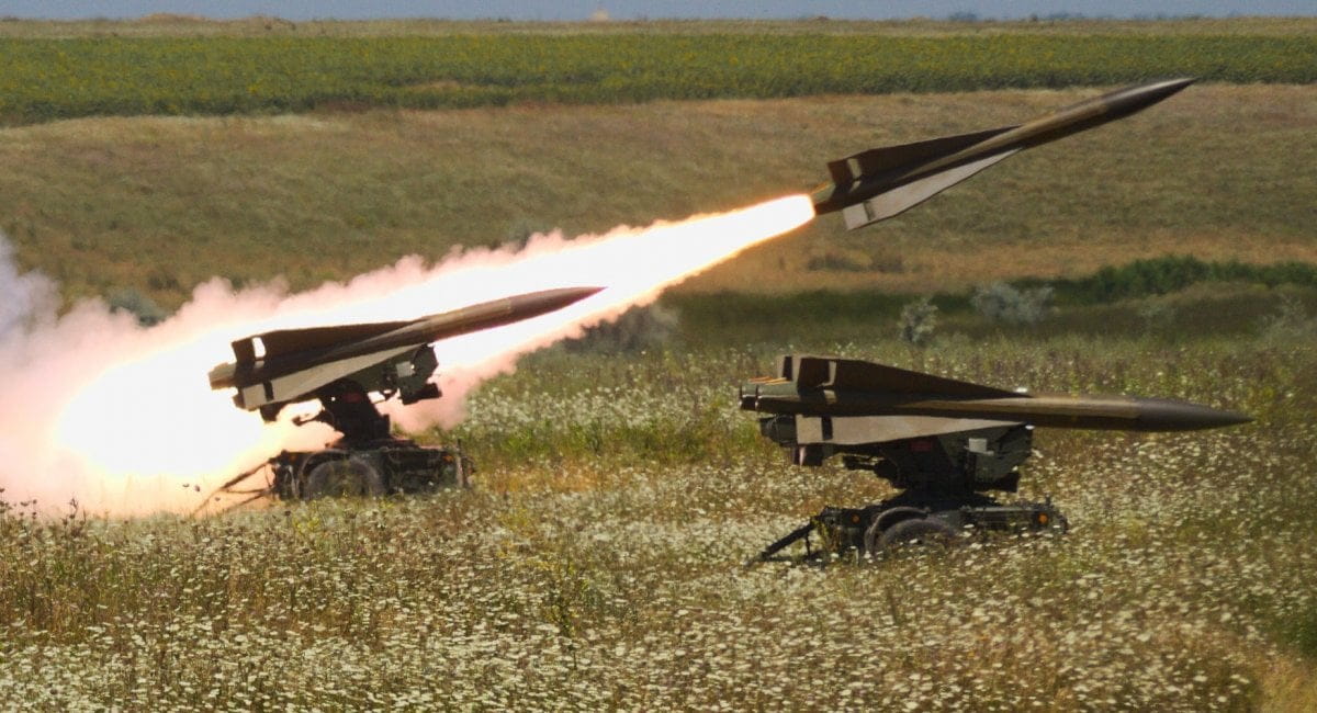 Іспанія передала Україні системи протиповітряної оборони Hawk