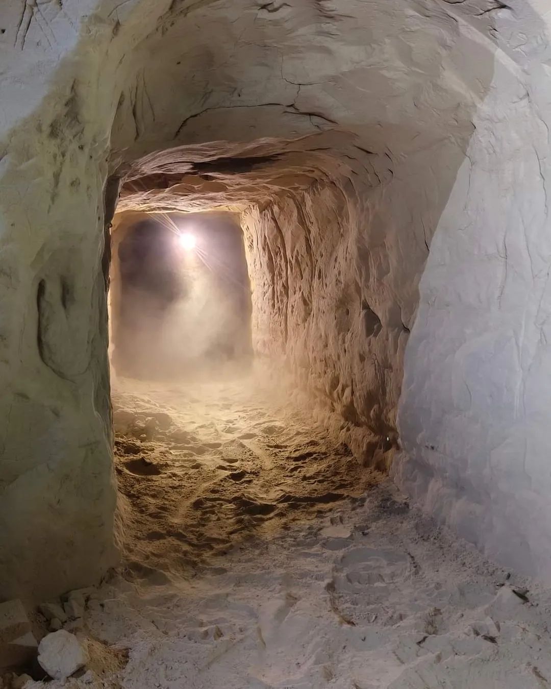 Київраду закликають не допустити забудови на місці нововиявлених стародавніх печер на Вознесенці (ФОТО)