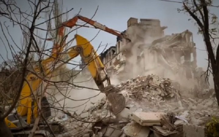 Знесені будинки у Маріуполі окупанти видаляють із карт — Андрющенко