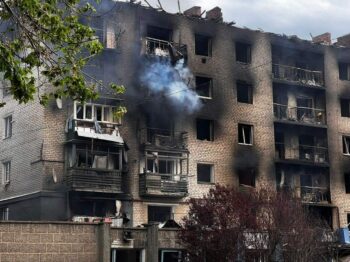 У Сіверську не лишилося жодної цілої будівлі, але окупанти продовжують розбивати те, що вже і так розбито — журналістка