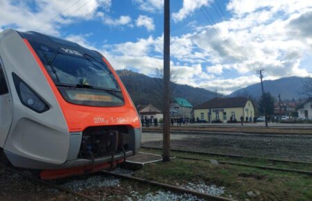 Україна та Румунія відновлюють залізничне сполучення на кордоні