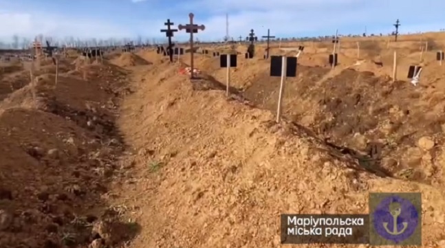 Від березня у Маріуполі з'явились понад 10 тисяч нових могил — Associated Press