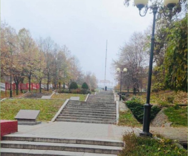 З головної площі тимчасово окупованого Мелітополя зник прапор РФ