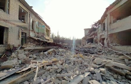 Окупанти знищили дитячий садок «Мир» у Торецьку (ФОТО)
