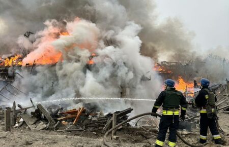 Обстріл Дніпра: є постраждалі, 7 приватних будинків частково зруйновані
