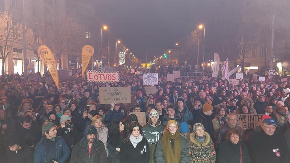 Педагоги Венгрии анонсировали общенациональную забастовку