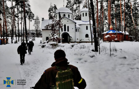 СБУ прийшла з обшуками до монастирів московського патріархату в Житомирській області