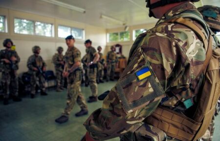 Законопроєкт про посилення відповідальності позбавляє військового права на справедливий суд — Решетилова