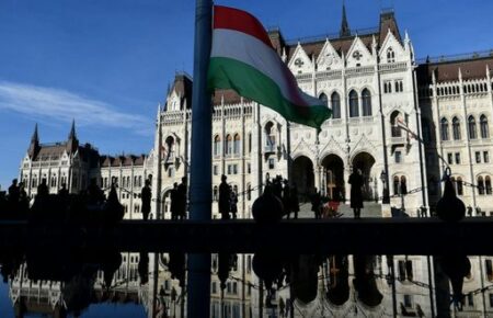 Угорщина заблокувала виділення Україні 18 мільярдів євро допомоги у 2023 році