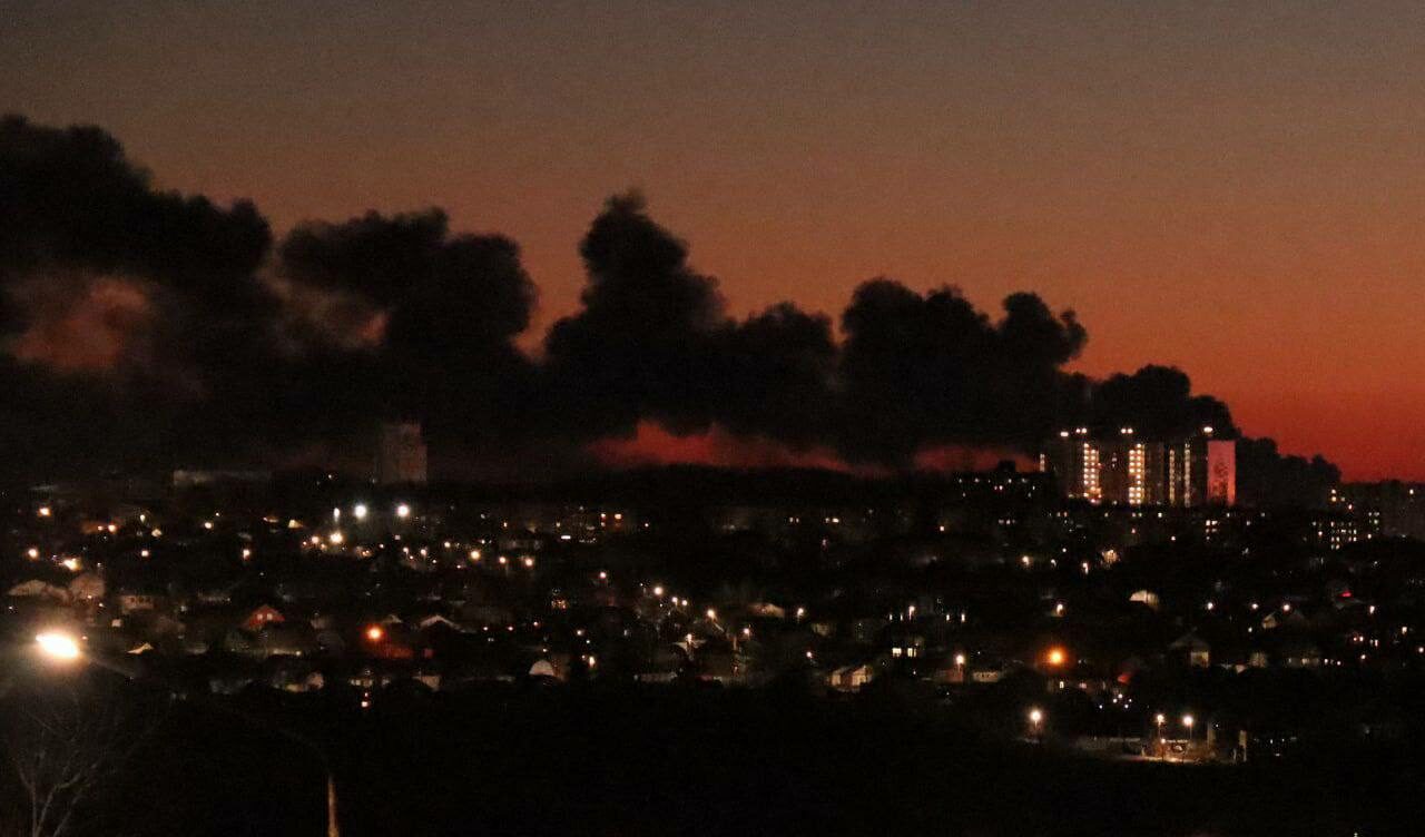 У російському Курську стався вибух на аеродромі (ФОТО)