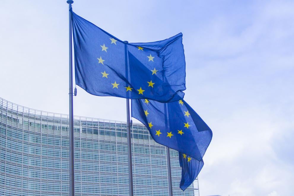 Евросоюз впервые введет санкции против китайских компаний — FT