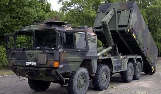 Німеччина передає Україні військові вантажівки MAN HX 8×8