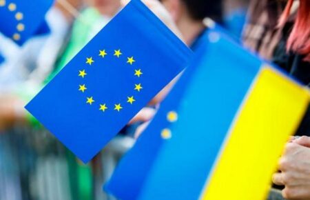 Рада ЄС офіційно затвердила макрофінансову допомогу Україні на 18 млрд євро