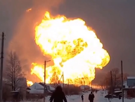 У Росії — вибух і пожежа на підземному газопроводі «Уренгой — Помари — Ужгород»