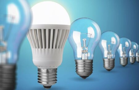 Українці зможуть обміняти старі лампочки на нові LED: деталі