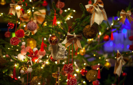 У СРСР хотіли зробити різдвяним деревом вишню — релігієзнавець