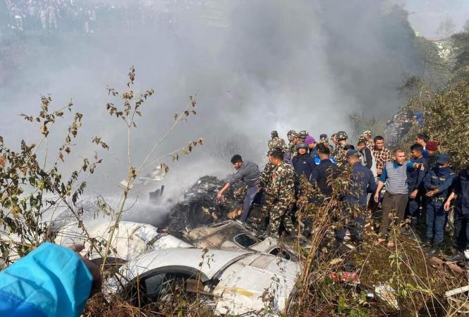 У Непалі розбився пасажирський літак із 72 людьми на борту