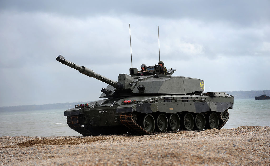 До України прибули перші британські танки Challenger 2 — Резніков