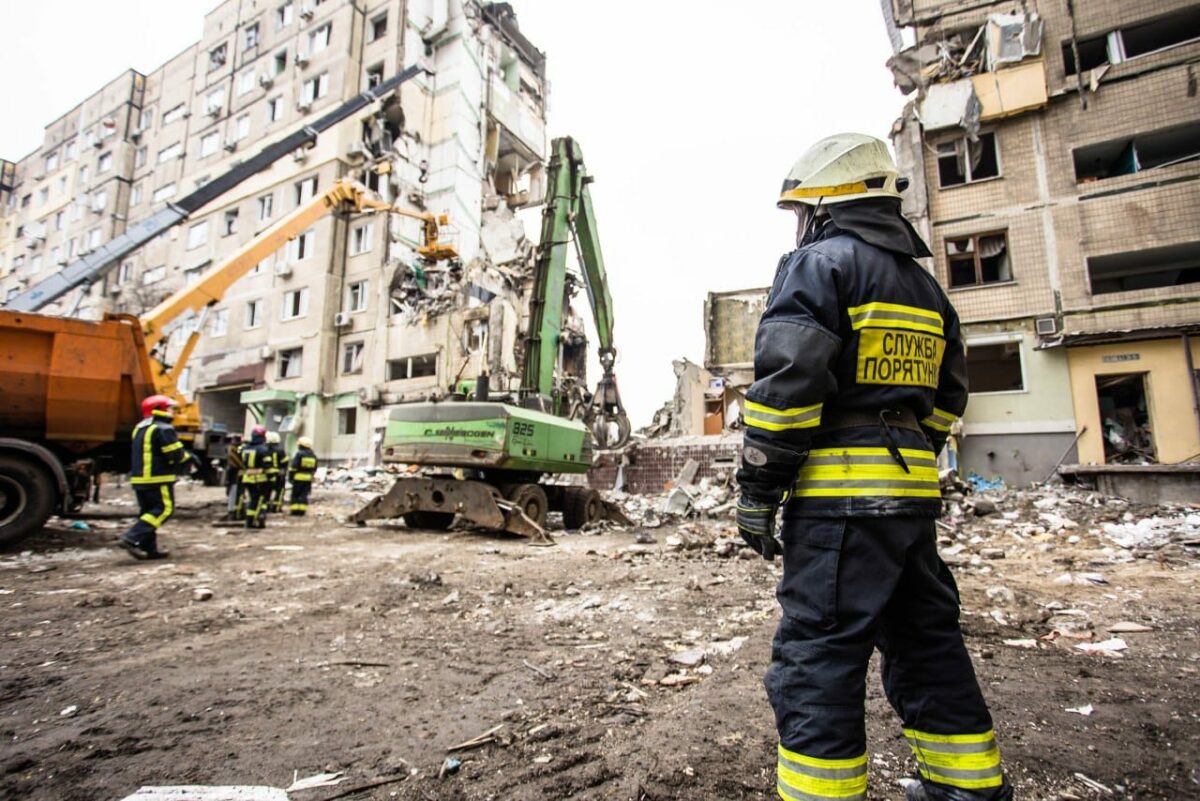 Кількість загиблих унаслідок удару по Дніпру зросла до 45 — Резніченко