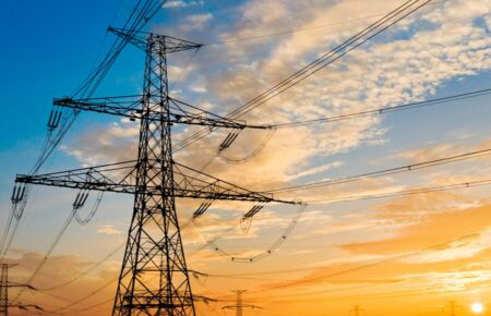 В енергосистемі України скоротився дефіцит потужності електроенергії