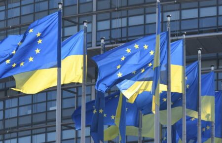 Єврокомісія виплатила Україні перший транш допомоги на 3 млрд