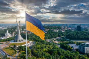 Віра у перемогу, ЗСУ, надія та оптимізм: дослідження настроїв українців та українок у 2022