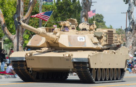 Пентагон заключил контракт на $27,1 миллиона с производителем танков Abrams