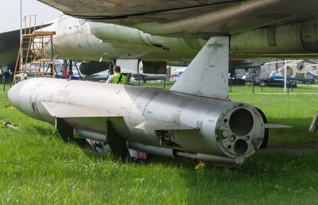 Предыдущие сообщения о якобы «сбитии» Украиной ракет Х-22 были неправдивыми — Воздушные силы