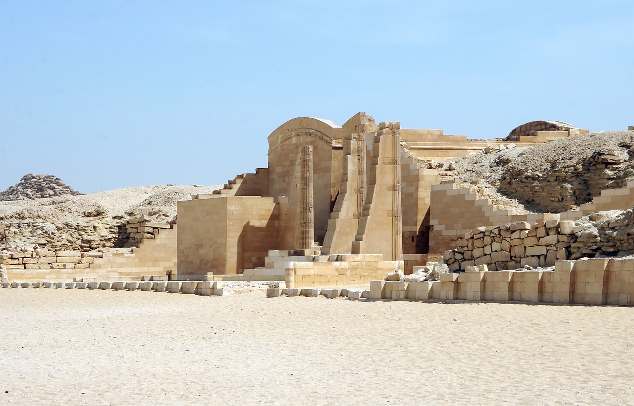 У Єгипті вперше за сто років знайшли 16-метровий папірус із текстами «Книги мертвих»