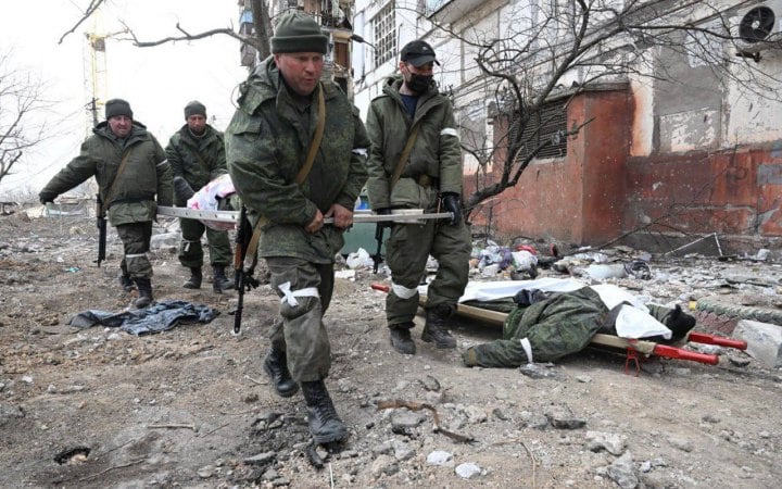 Спортивна арена в окупованому Луганську переповнена пораненими росіянами