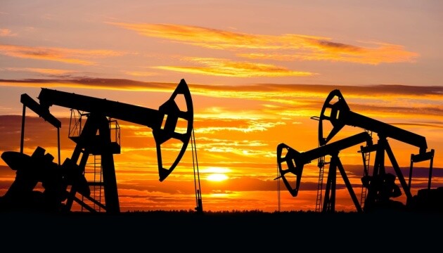 Рада ЄС офіційно підтвердила обмеження цін на нафтопродукти з Росії